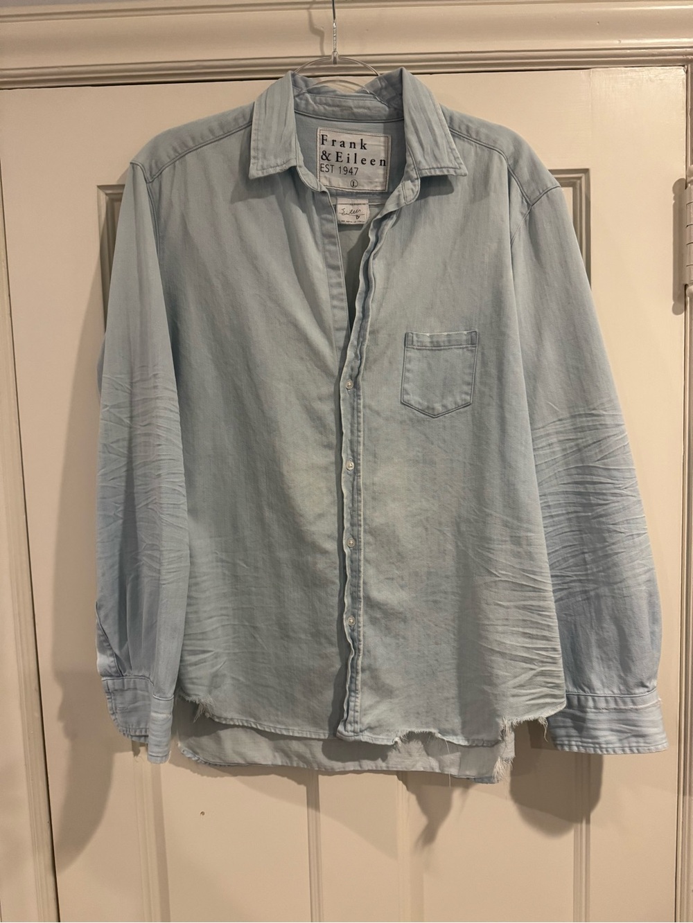 Frank & Eileen Light Blue Casual Button-Down Shirt